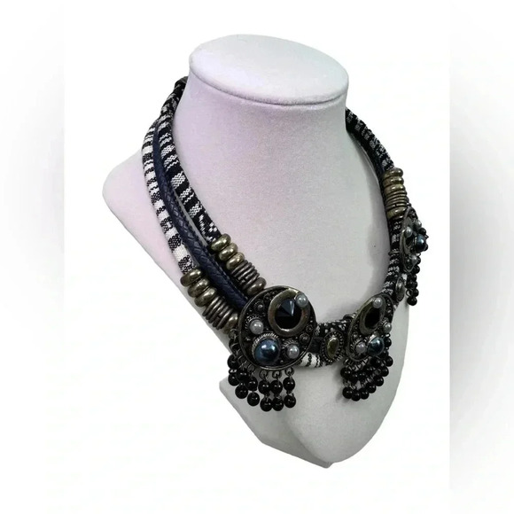 10” Black Beaded Tribal Western Vintage Rhinestone Medallion Necklace - boho - Picture 7 of 10